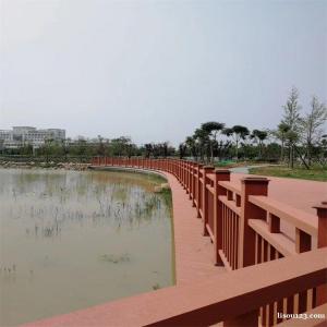 河道池塘塑木安全護欄加工 青島環(huán)保木塑欄桿廠家