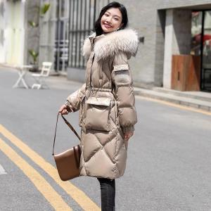 伊貴人女裝折扣貨源 庫存尾貨供應(yīng)  90絨羽絨服