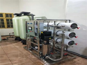 純水設備|太陽能清洗用純水設備-純水設備定制生產廠家