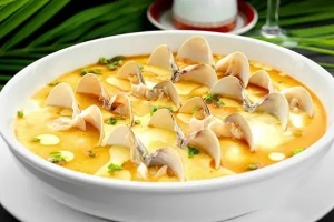 學(xué)廚師去哪里學(xué)靠譜？學(xué)費多少呢？