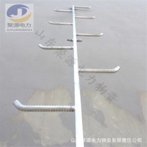 電桿爬梯